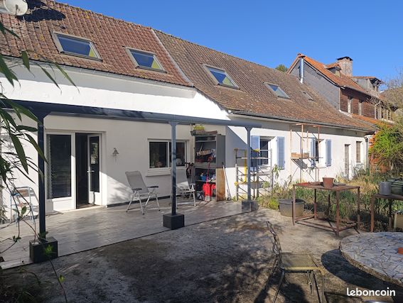 Maison 10 pièces 230 m² · à Pernois · 230 m² · 259 000 €