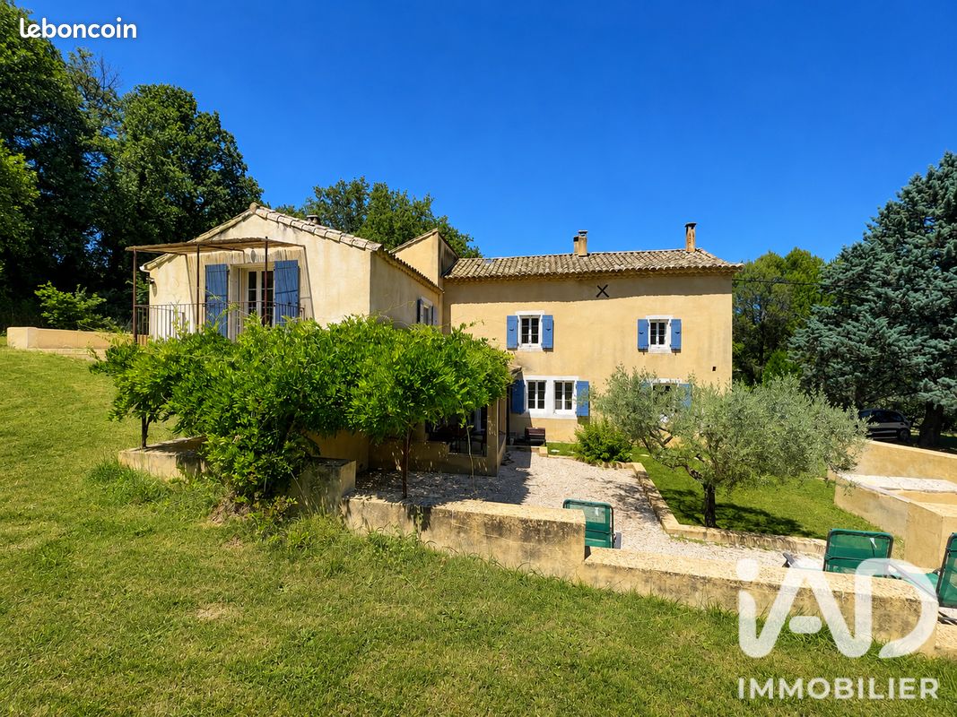 Maison 5 pièces 201 m² · à Saint-Paulet-de-Caisson · 201 m² · 550 000 €