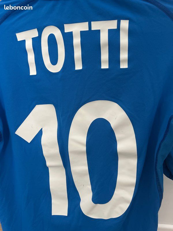 Maillot Vintage Italie Totti Taille S – Bleu – Promo