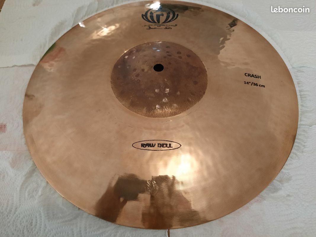 DIRIL CYMBALS CRASH 14" série Raw Bell (image 1)