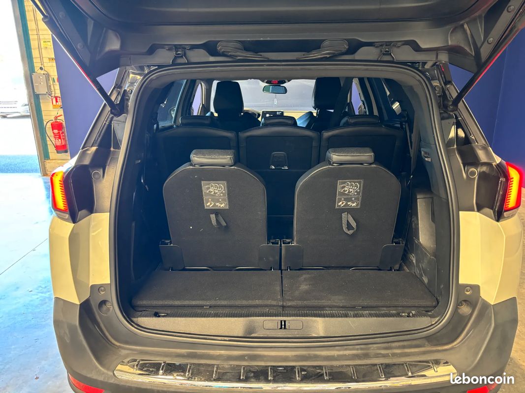 PEUGEOT 5008 1.5 HDI 130 GT Line - 7 places - GARANTIE 12 MOIS - 2018 - Boîte auto - Suivi complet (image 13)