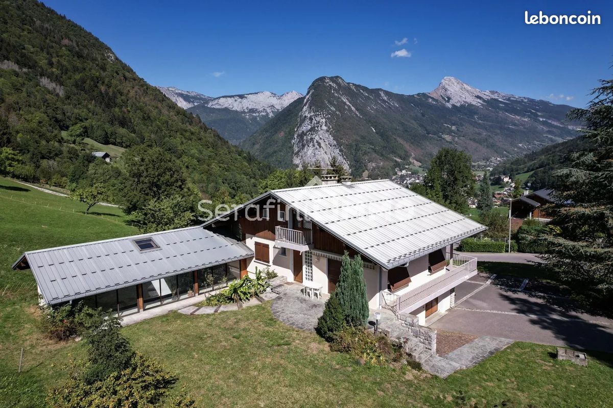 Maison 5 pièces 126 m² · à Annecy · 126 m² · 997 500 €