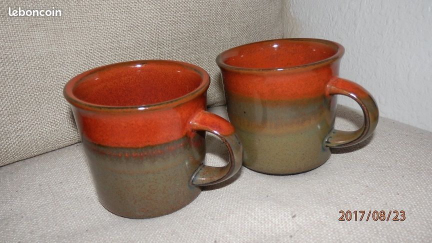 Deux tasses (image 1)