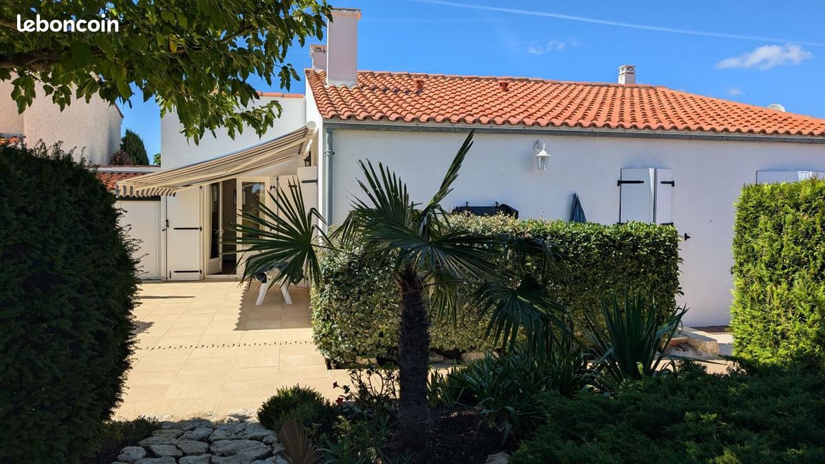 Maison 4 pièces 105 m² · à Salles-sur-Mer · 105 m² · 325 500 €