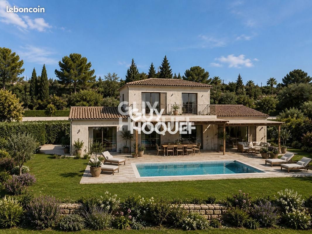 Terrain Mougins · 450 000 €