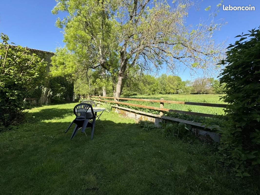 Maison 145 m² Aunac - Aunac-sur-Charente 16460 Aunac (image principale 12)