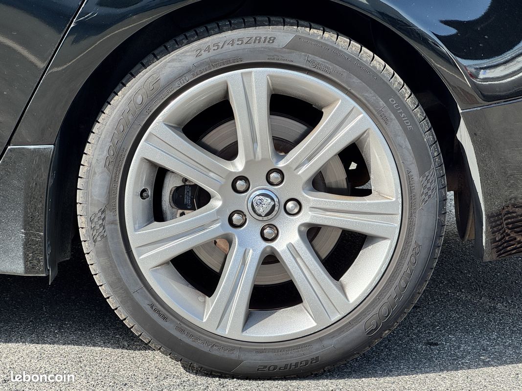 JAGUAR XF 2.7D Bi-Turbo Luxe - Historique complet (image 40)