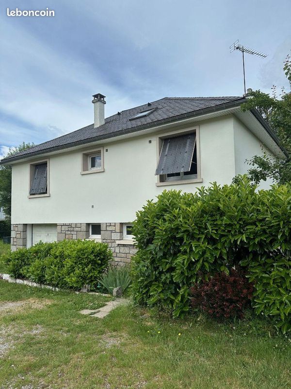 Maison 4 pièces 107 m² · à Ussel · 107 m² · 710 €