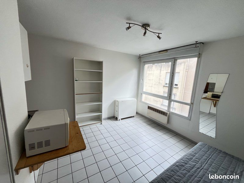 Appartement 1 pièce 20 m² · à Grenoble · 20 m² · 550 €/mois