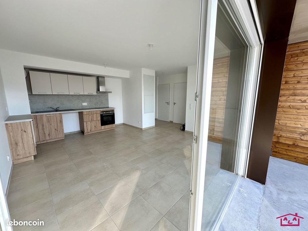 Appartement 2 pièces 45 m² · à Coublevie · 45 m² · 645 €/mois