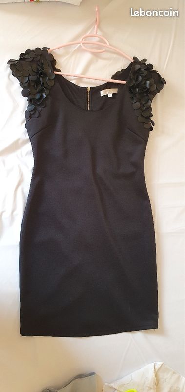 Robe noir ts (image 1)