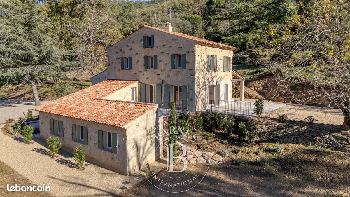 Maison 8 pièces 212 m² · à La Garde-Freinet · 212 m² · 1 395 000 €