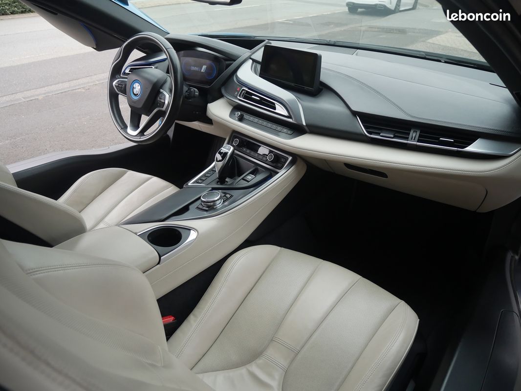 Bmw I8 (I12) 362CH (image 21)