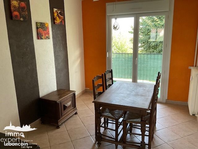 Appartement 6 pièces 87 m² · à Contrexéville · 87 m² · 64 000 €