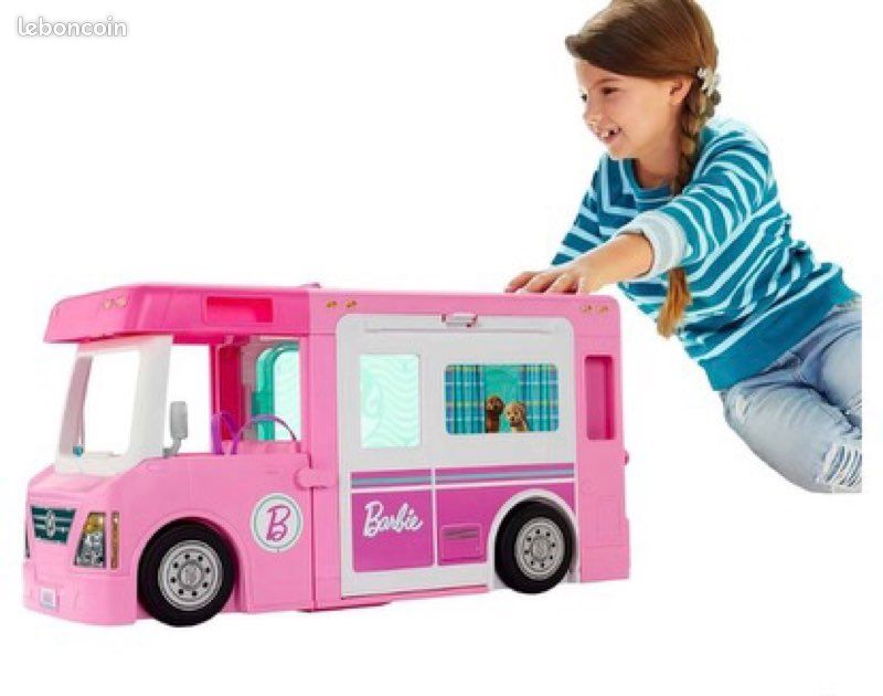 Camping-car Barbie + voiture rose (image 1)