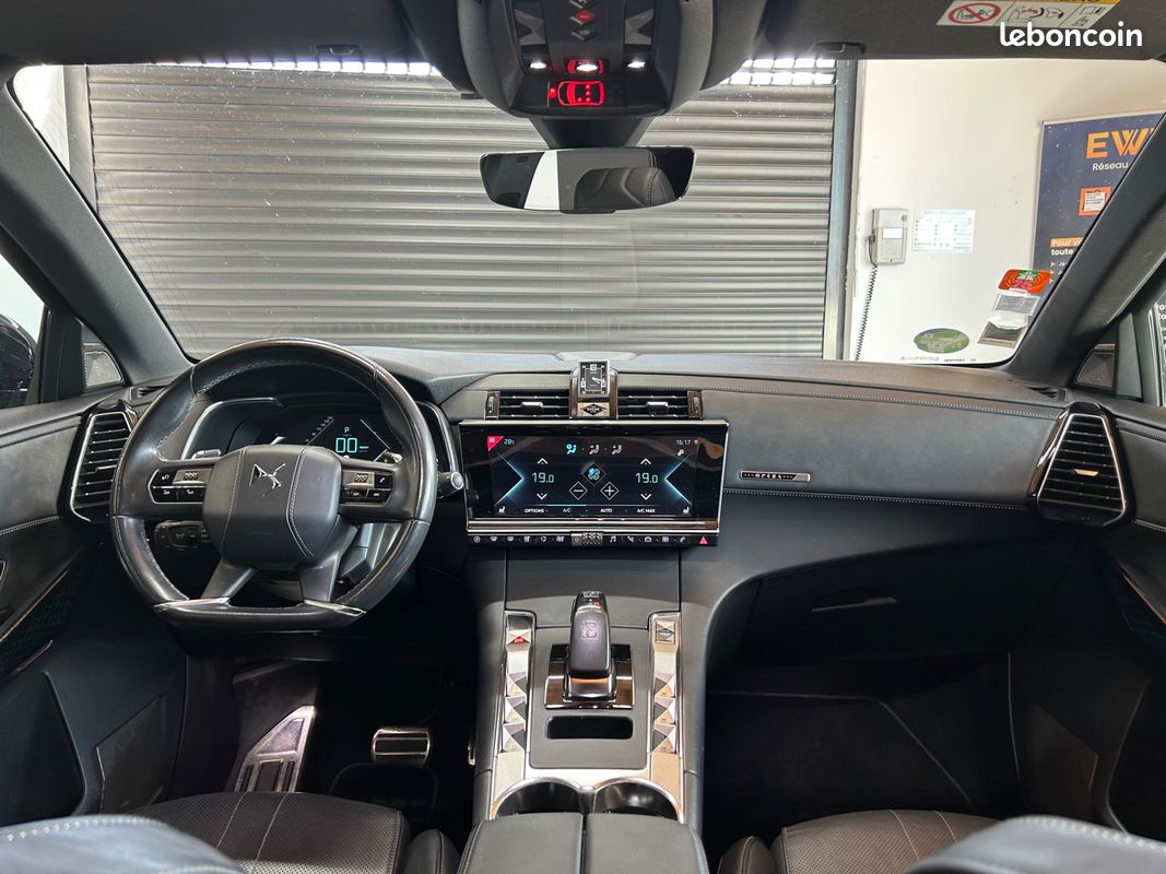 DS DS 7 CROSSBACK E-TENSE 1.6 225 Ch HYBRID Recharge 13.2KWH OPERA BVA - Toit Ouvrant - (image 22)