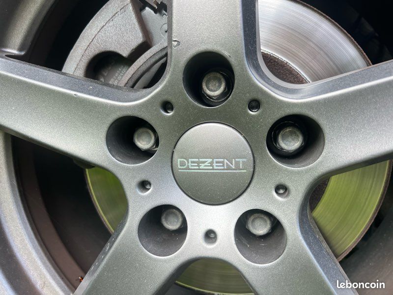 4 Jantes alu Dezent Graphite et pneus neige Michelin (image 2)