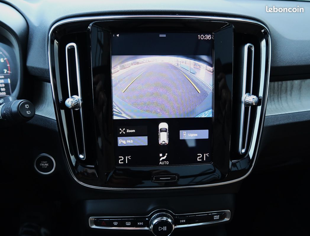 VOLVO XC40 T2 Inscription 129 Geartronic 8 + toit panoramique (image 7)