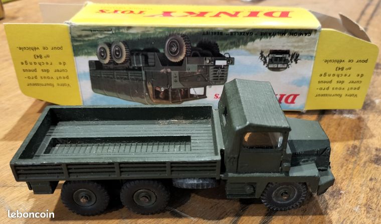 DINKY TOYS FRANCE. BERLIET GAZELLE . REF: 824. + Boite