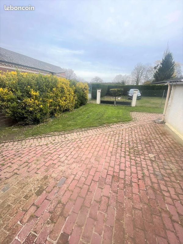 Maison 4 pièces 100 m² · à Roye · 100 m² · 785 €/mois