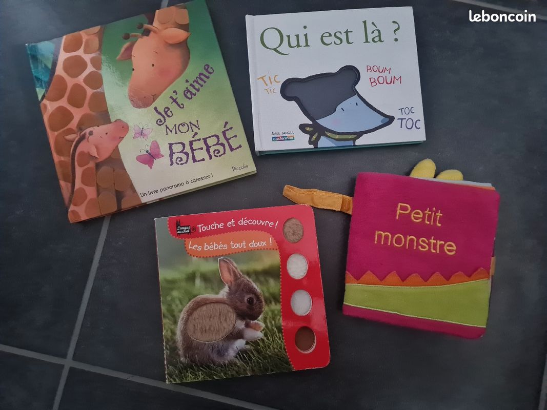 Lot livres bébé tactiles (image 1)