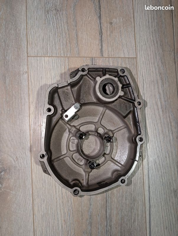 Carter magnésium Aprilia rsv4 1000 factory (image 1)
