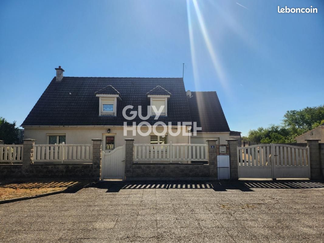 Maison 5 pièces 140 m² · à Sourdun · 140 m² · 176 000 €