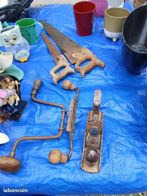 Outils anciens (image 1)