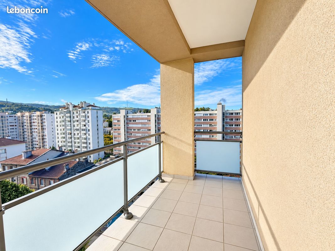 Appartement 4 pièces 84 m² · à Saint-Étienne · 84 m² · 102 500 €