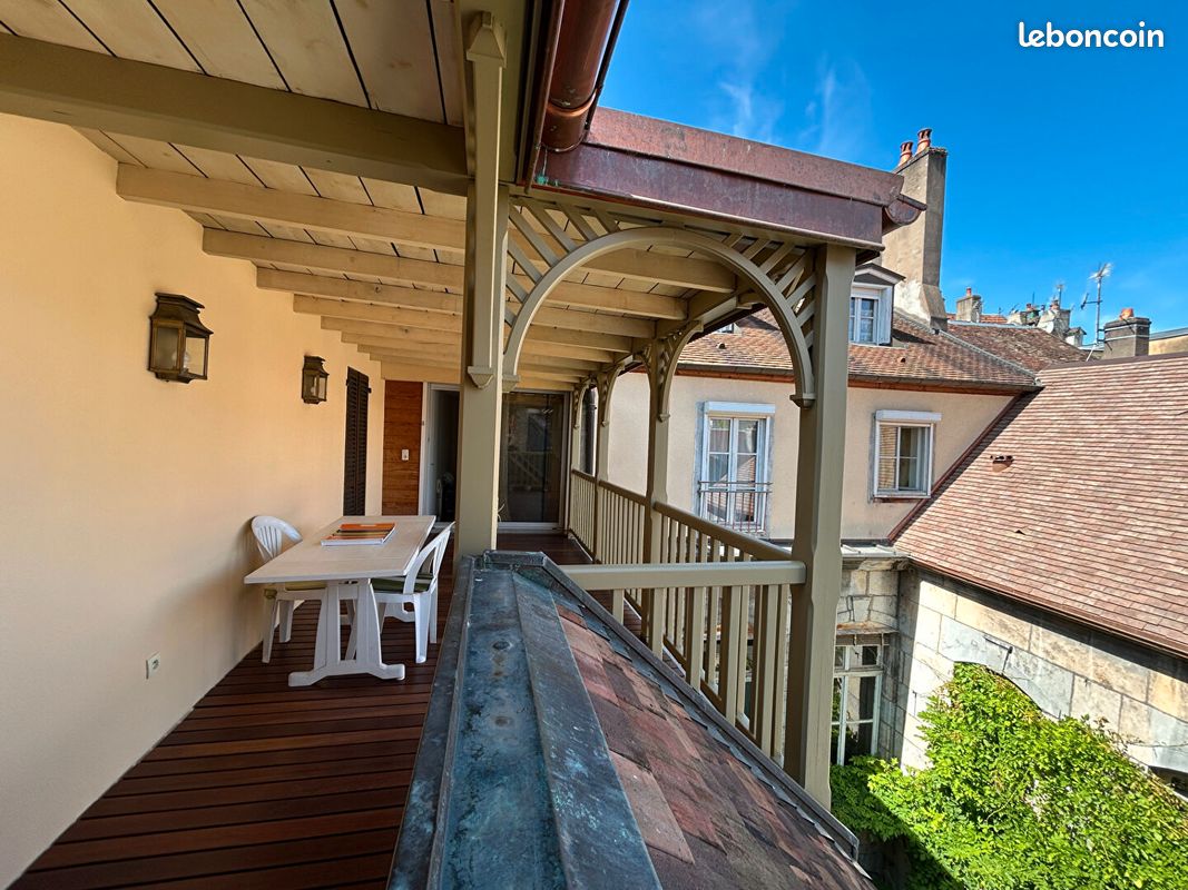 Appartement 4 pièces 104 m² · à Besançon · 104 m² · 1 040 €/mois