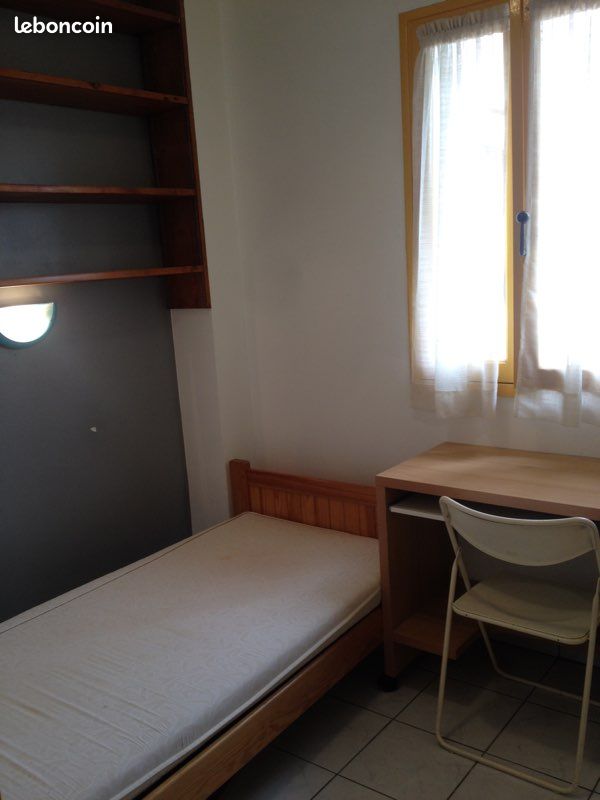 Appartement 1 pièce 8 m² · à Rodez · 8 m² · 230 €/mois