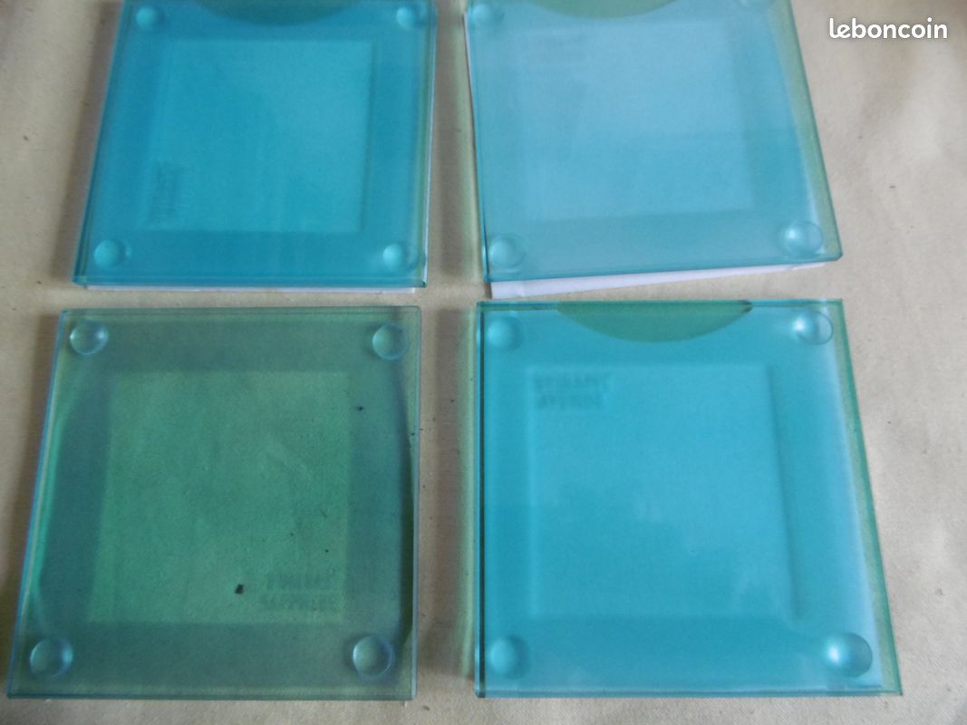 BOMBAY SAPPHIRE set of 4 glass coasters (image 1)