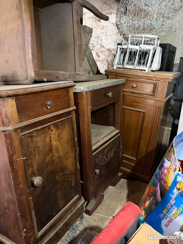 Plusieurs Tables de Chevets (image 1)