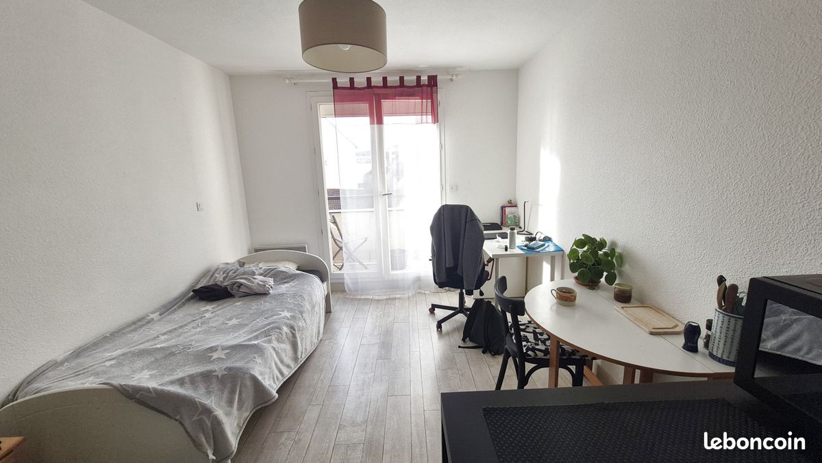 Appartement 1 pièce 20 m² · à Clermont-Ferrand · 20 m² · 400 €