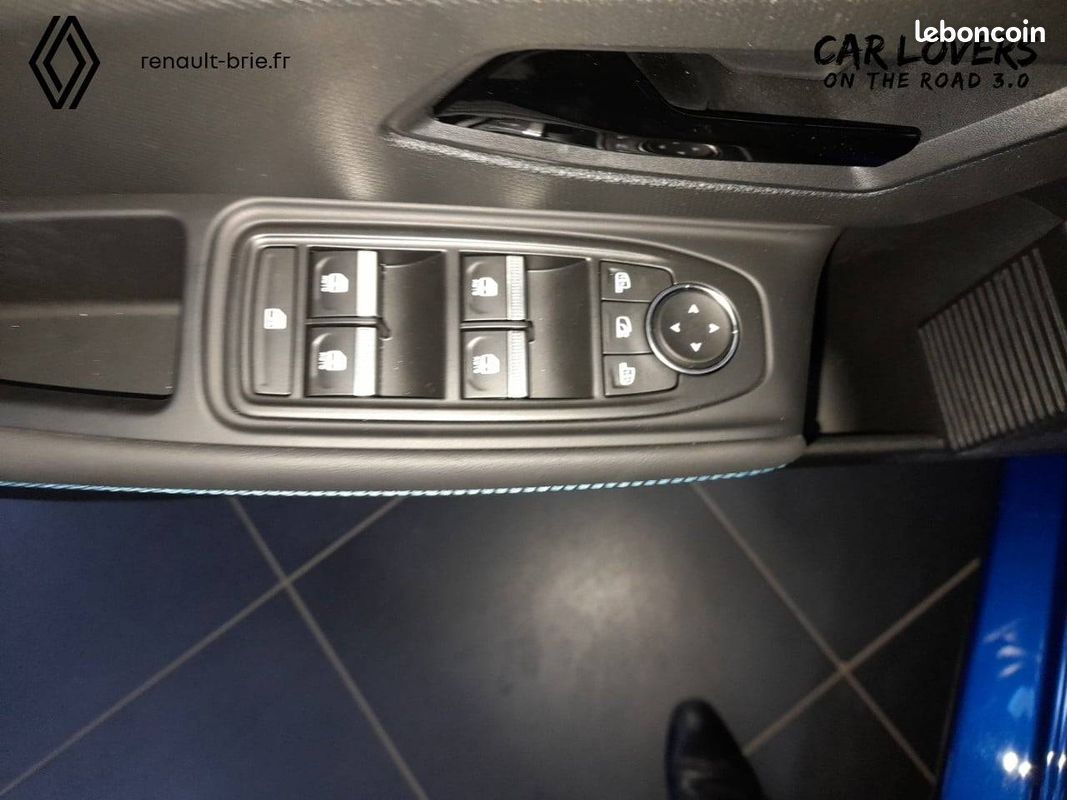 RENAULT Clio E-Tech full hybrid 160 ch esprit Alpine (image 17)