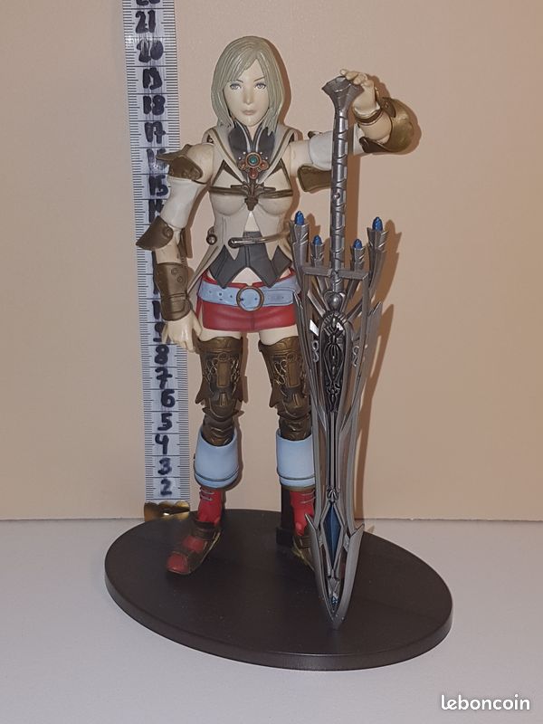 PLAY ARTS FINAL Fantasy Xii Ashe Nuevo EUR 59,95 - ES