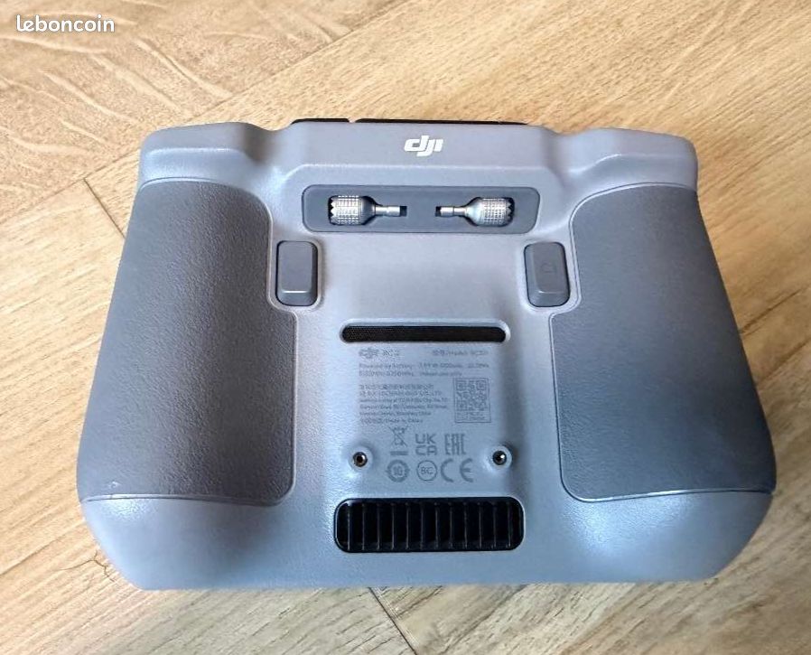 DJI Mini 4 PRO Fly More Combo + K&F Concept Bright Day Filterset (image 3)