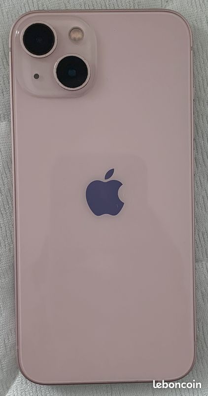 IPhone 13 pink (image 3)