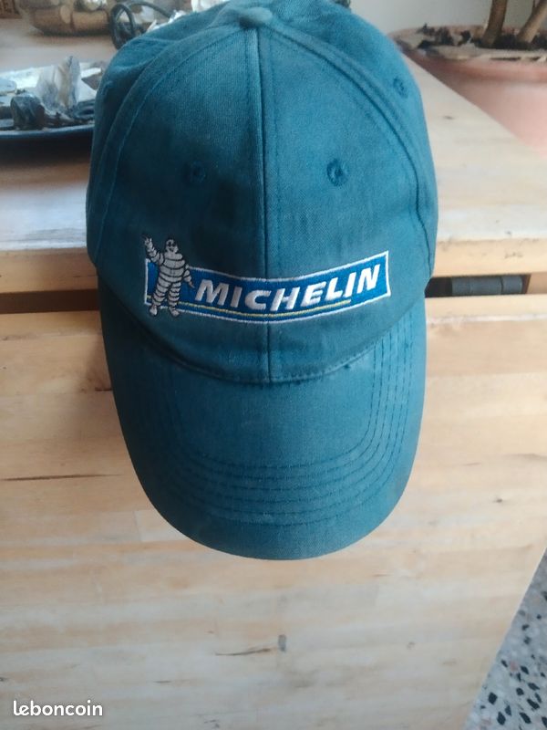 Pneus MICHELIN vintage 14 XVS Pagode Porsche à vendre