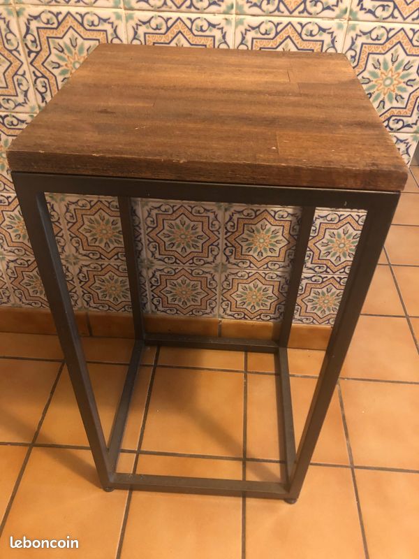 Sellette / table d’appoint / bout de canapé / table de chevet style industriel (image 1)