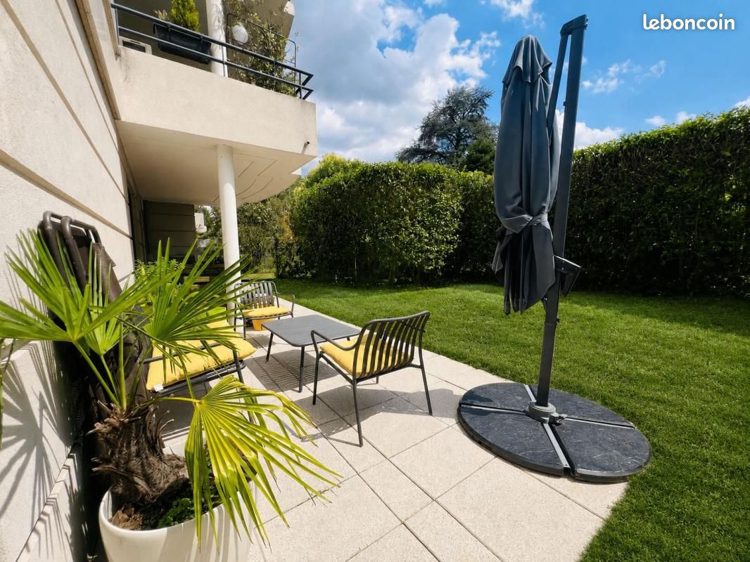 Appartement 6 pièces 121 m² · à Tassin-la-Demi-Lune · 121 m² · 525 000 €