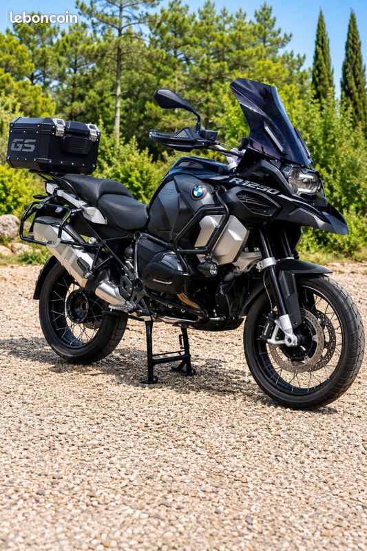 BMW R1250 GSA Triple Black 2022 Full Options (image 1)