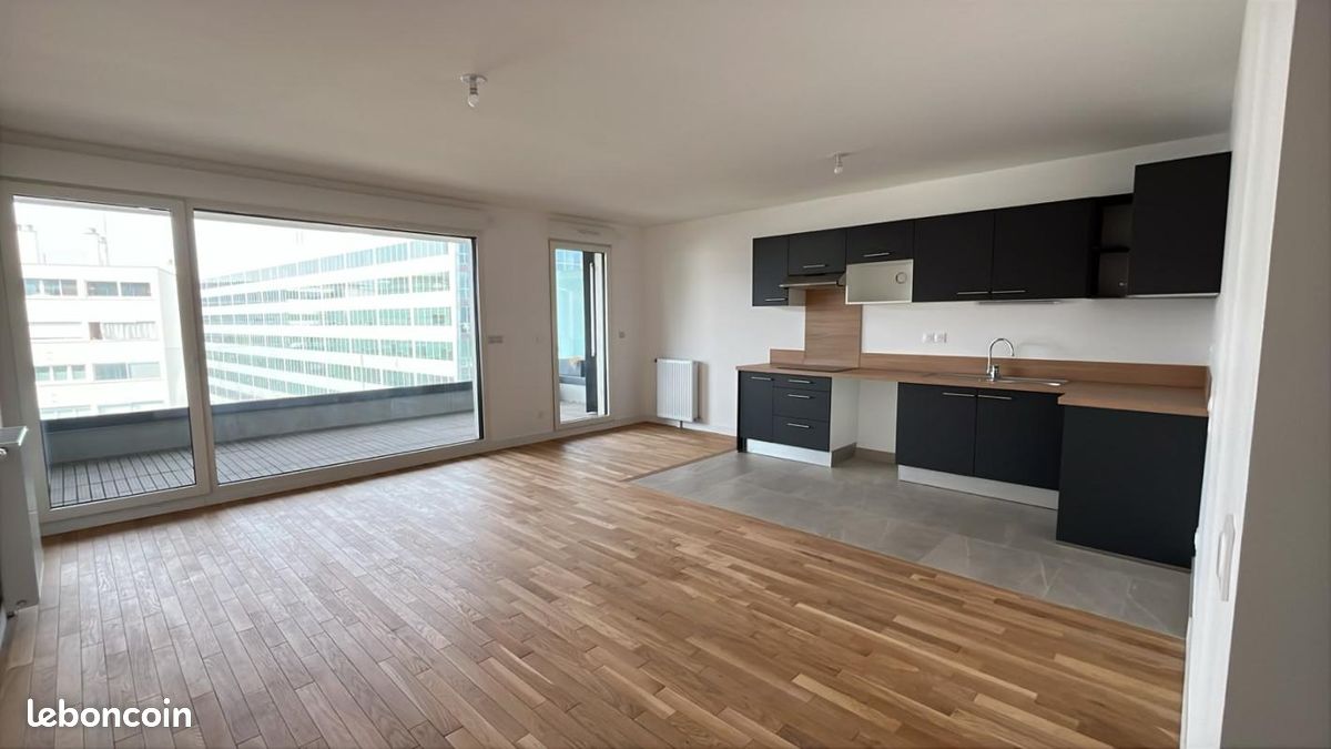 Appartement 4 pièces 81 m² · à Colombes · 81 m² · 2 247 €/mois