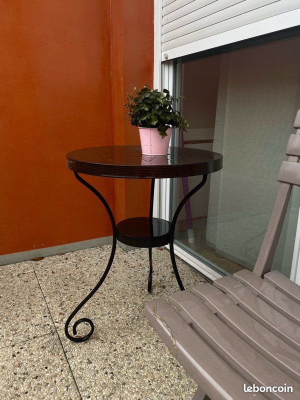 Tables de jardin (image 1)