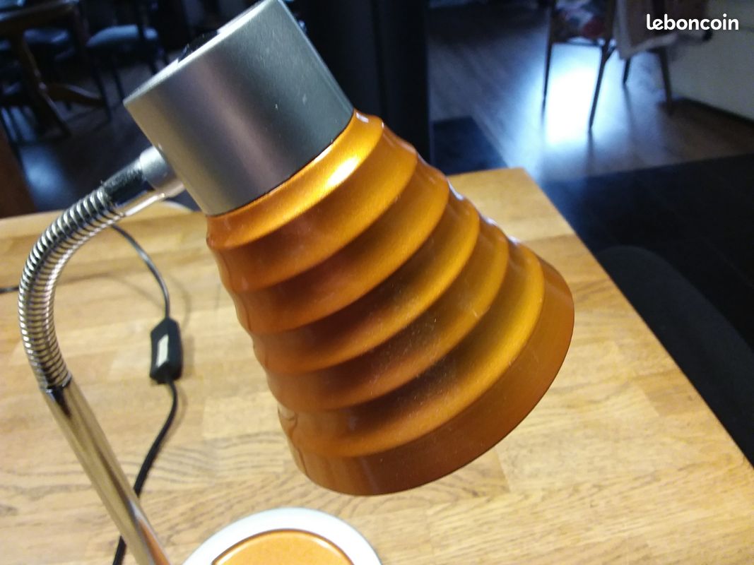 Lampe de bureau orange (image 7)