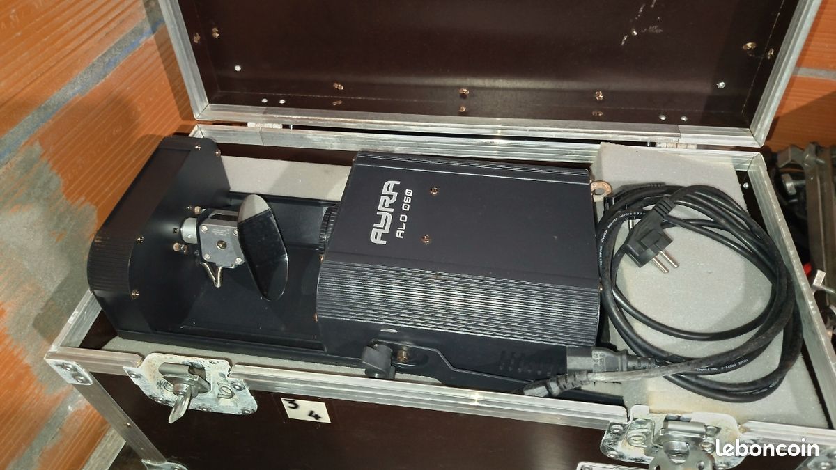 Jeu de lumire robotis - Photo, audio & vido