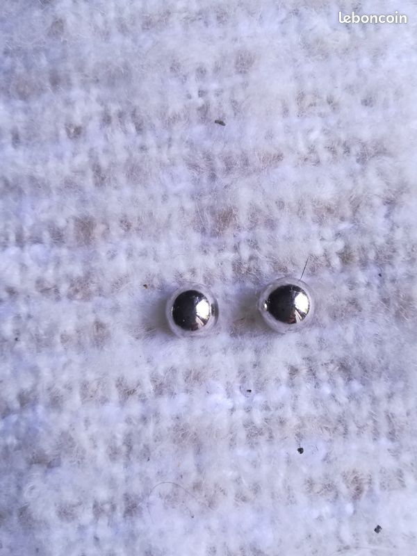 Boucles d'oreille boule (image 1)
