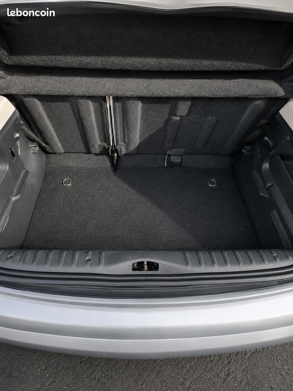 Citroën C3 1.4i 73 ch – 114 000 km – Essence (image 5)