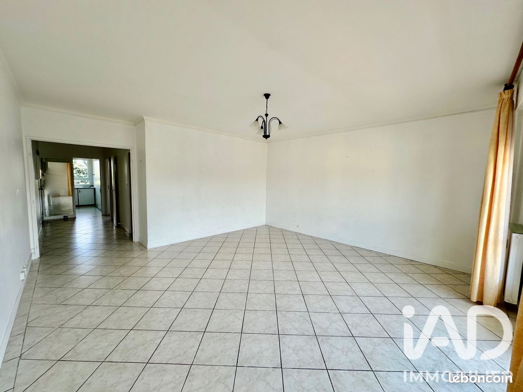 Appartement 2 pièces 66 m² · à Troyes · 66 m² · 76 000 €