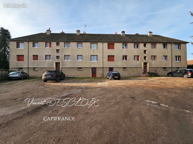 Immeuble 28 pièces 496 m²